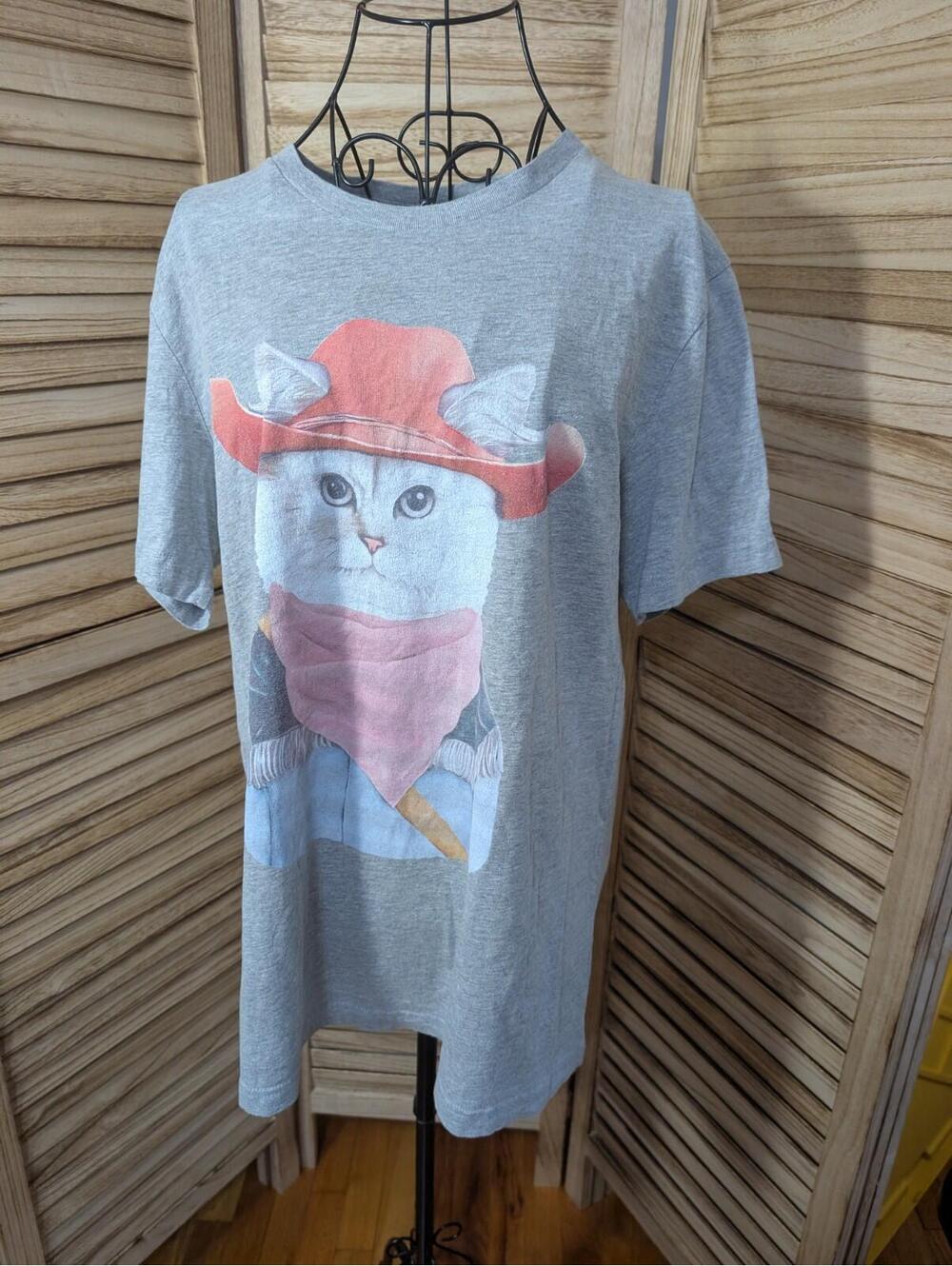 Cowboy Cat Shirt, Funny Cat Shirt, Funny Cat Tee, Cat Lovers Tee, Size Largeโ